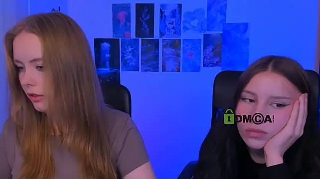 הופעת וובקאם של helena_so_shyy
