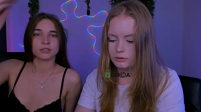 helena_so_shyy's Live XXX Chat
