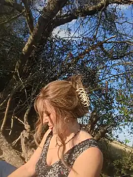 Emmas-Little-SecretXX Webcam-Show