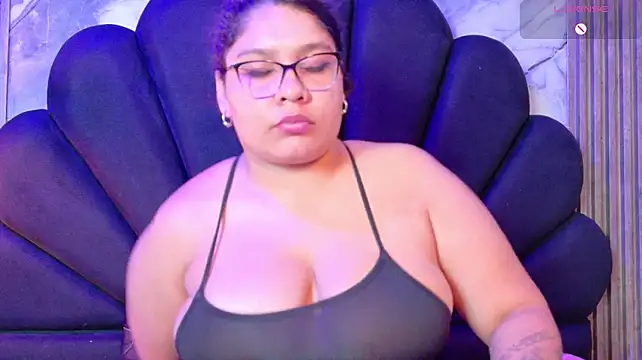 ambar_Smithe Live XXX-Chat