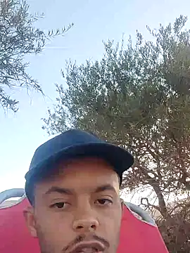 Oussi22 Webcam-Show