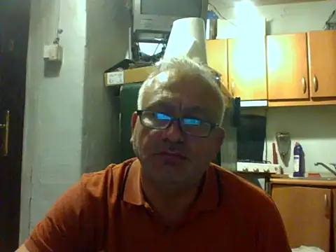 sexy_tom787817 Adlı Modelin Web Kamerası Şovu