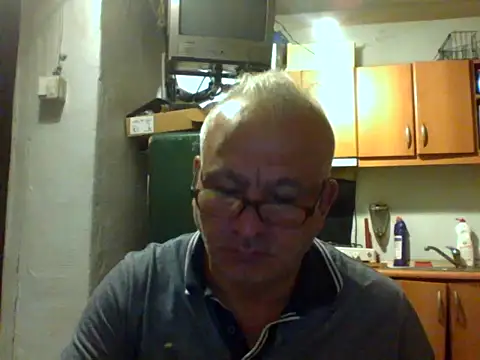 sexy_tom787817 Show Webcam