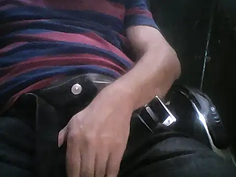 sexy_tom787817 élő XXX-chatje