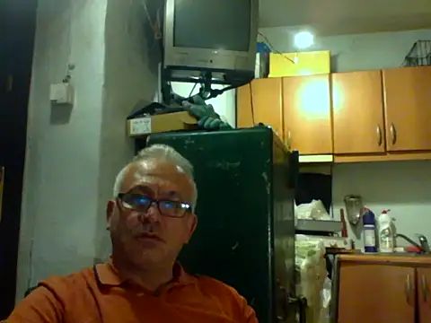 sexy_tom787817 Adlı Modelin Web Kamerası Şovu