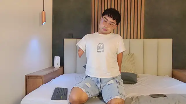 Sam_Velvett Шоу с уебкамера