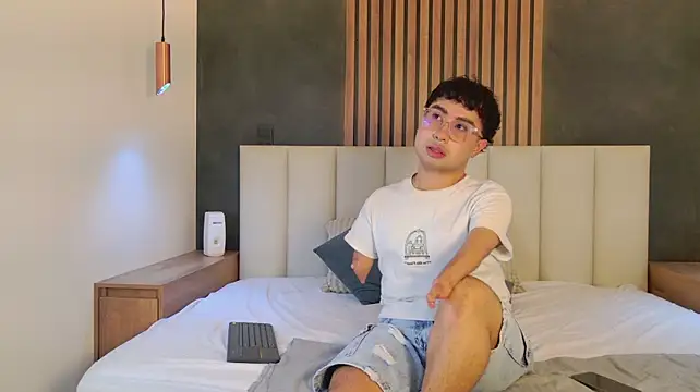 Sam_Velvett Webcamshow