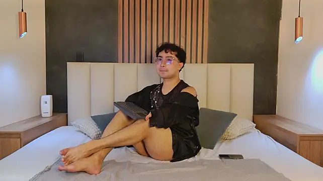 Sam_Velvett Webcamshow