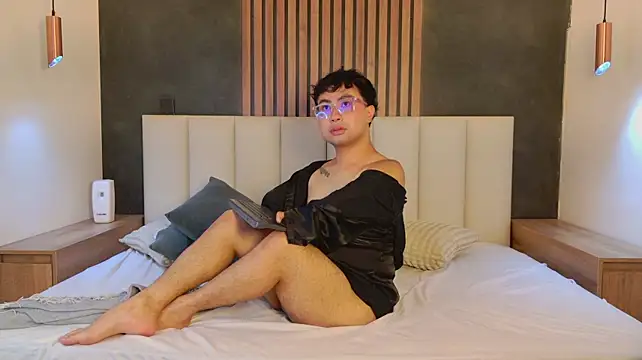 Sam_Velvett Шоу с уебкамера