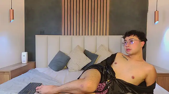 Show de Sam_Velvett na webcam