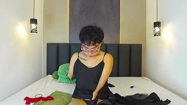 Show modela Sam_Velvett na web-kameri
