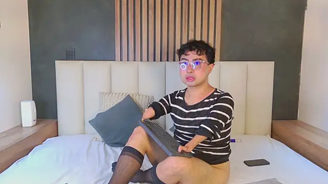 Sam_Velvett 网络视讯表演