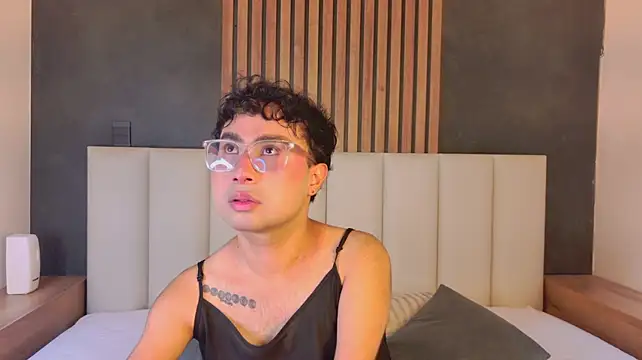 Sam_Velvett Pertunjukan Webcam