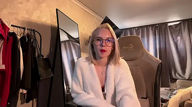 NikiLovers' Webcam Show