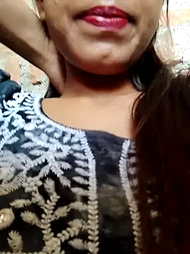 hotgirl-20 ওয়েবক্যাম শো