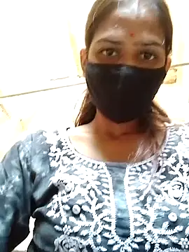 hotgirl-20 ওয়েবক্যাম শো