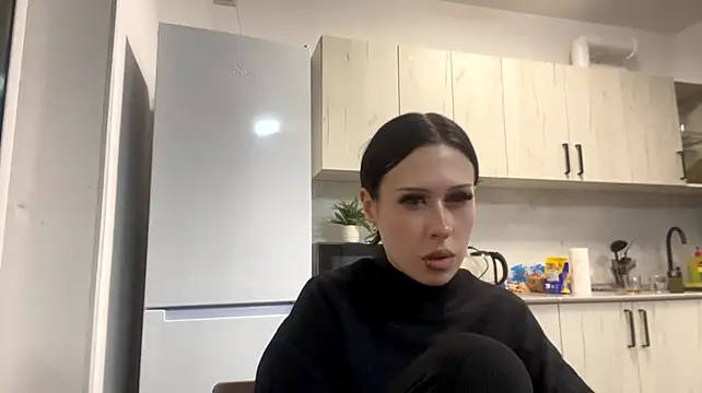 AteEtonian XXX чат на живо
