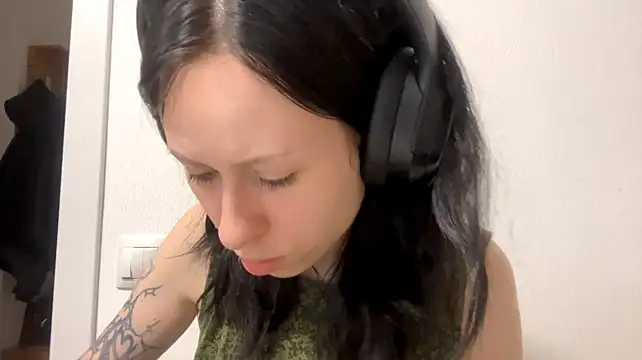 XXX chat uživo modela AteEtonian
