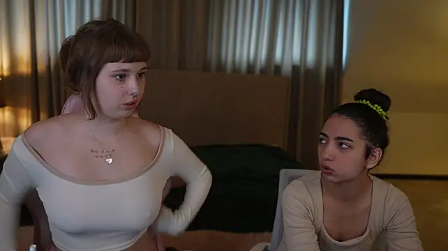 Fiona054 Webcamshow