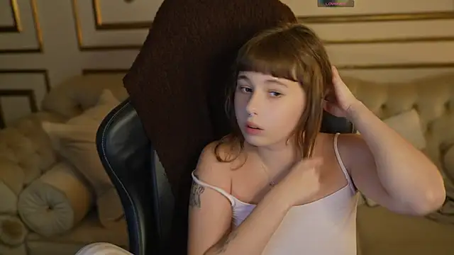 Fiona054's Live XXX Chat