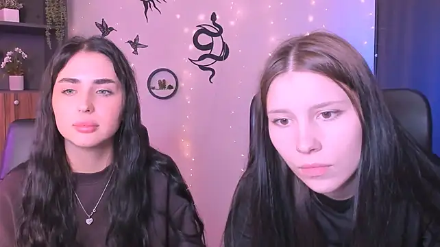 XXX chat uživo modela x_kaylita_x