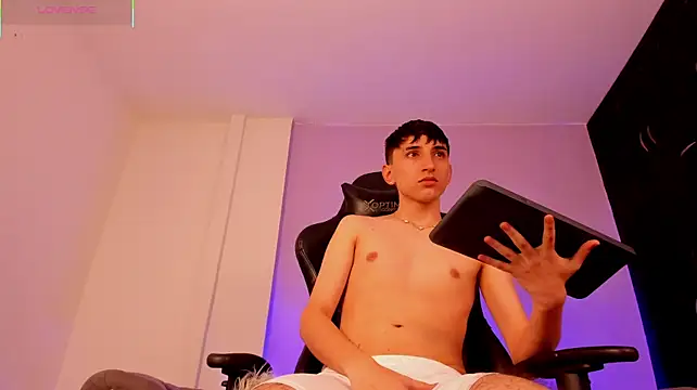 Show de APOLOKING_ na webcam
