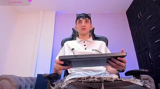 APOLOKING_ Webcam show