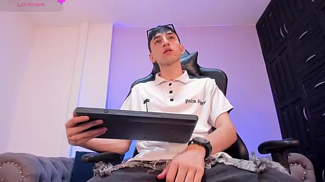 APOLOKING_ Webcam show