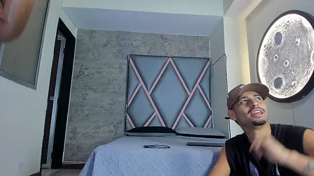Sashaa_fiercee Webcamshow