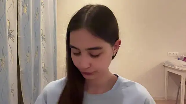 RaguelHarpstn Webbikameraesitys