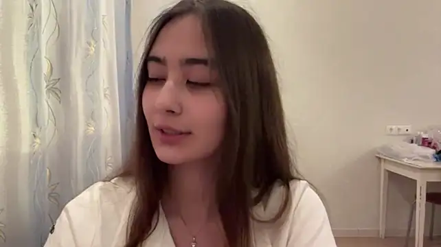 Chat +18 de RaguelHarpst ao vivo