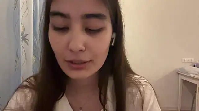 Chat +18 de RaguelHarpst ao vivo
