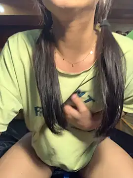 hugecock_mandy Adlı Modelin Web Kamerası Şovu