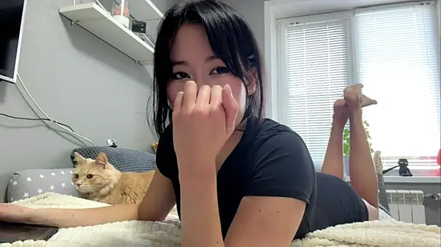 Show modela AmiKite na web-kameri