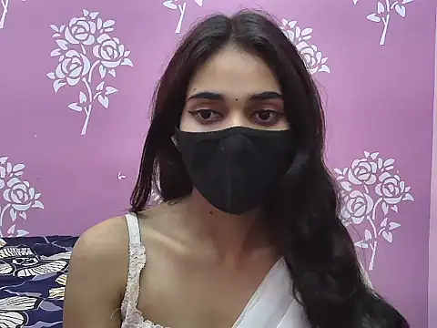 โชว์เว็บแคมของ Shanaya-xo