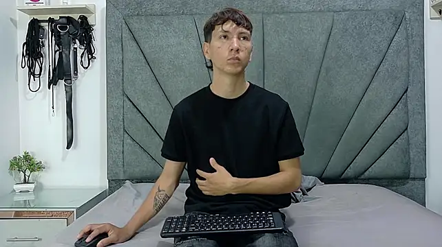 Sammy_OS ওয়েবক্যাম শো