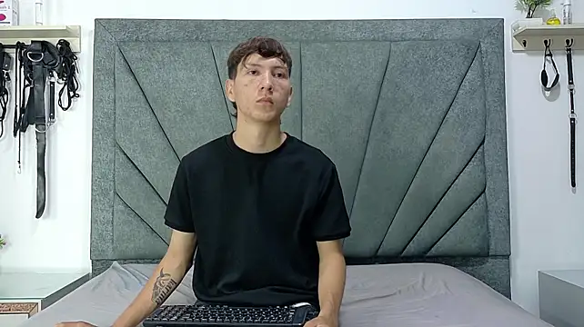 Sammy_OS webkamerás műsora
