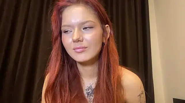 AliceRedTailed Offline XXX-chat