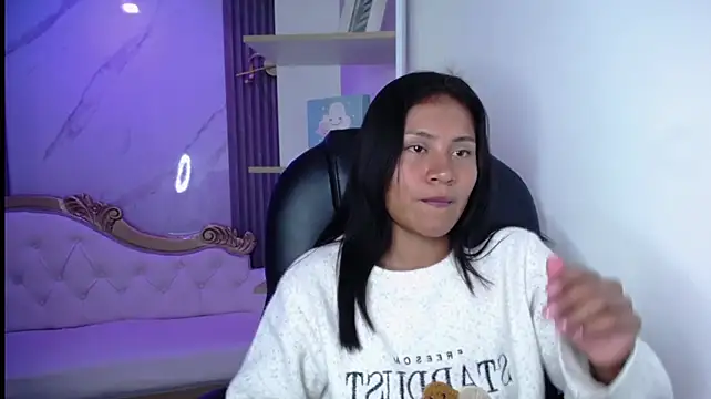emiily_tk Webcam-Show