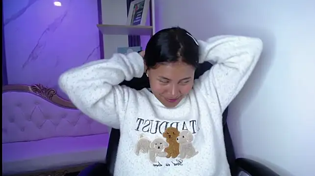 emiily_tkn Live XXX chat