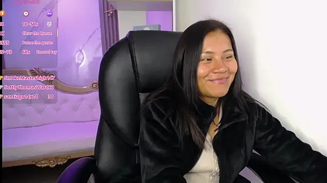 emiily_tk's Live XXX Chat