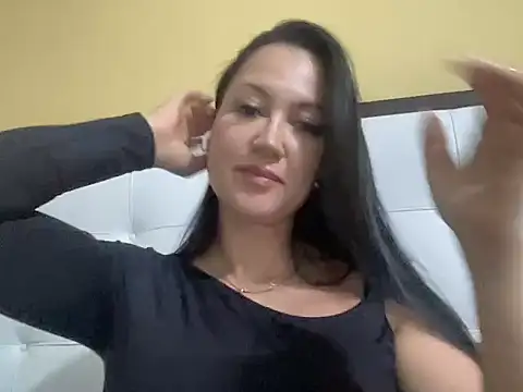 unicornio26 লাইভ XXX চ্যাট