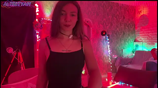 altertyann's Live XXX Chat
