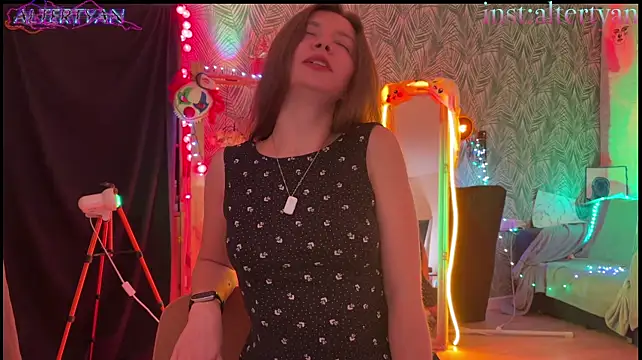 altertyann Adlı Modelin Canlı XXX Sohbeti