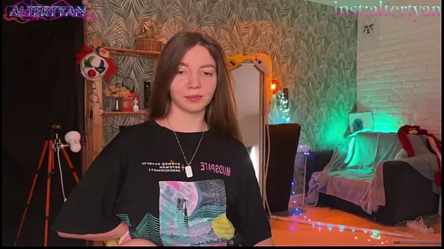 altertyann's Live XXX Chat