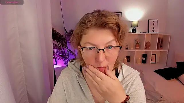 TashaMay Chat XXX in diretta