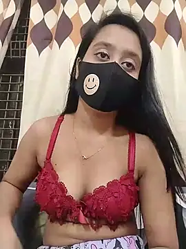 Trisha-26 在線直播表演