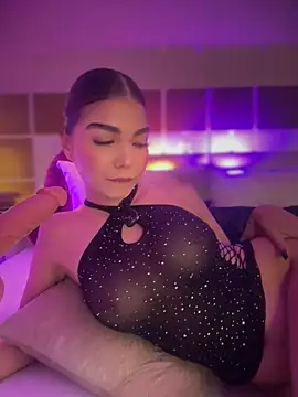 ValentinaRosee_'s Live XXX Chat