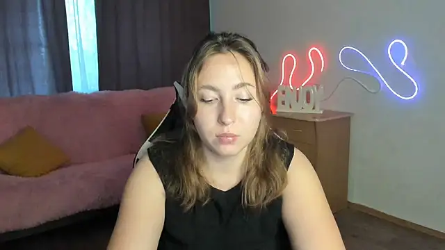 GyrlCool's Live XXX Chat