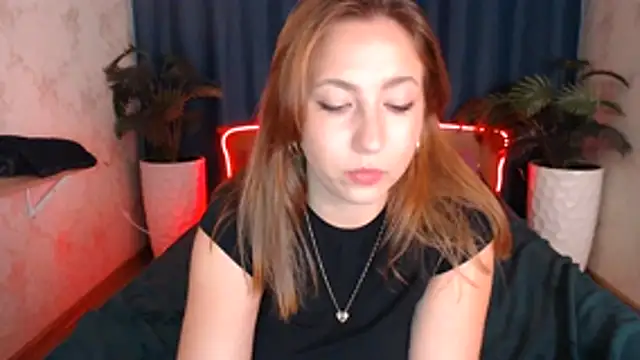 Chat +18 de GyrlCool ao vivo